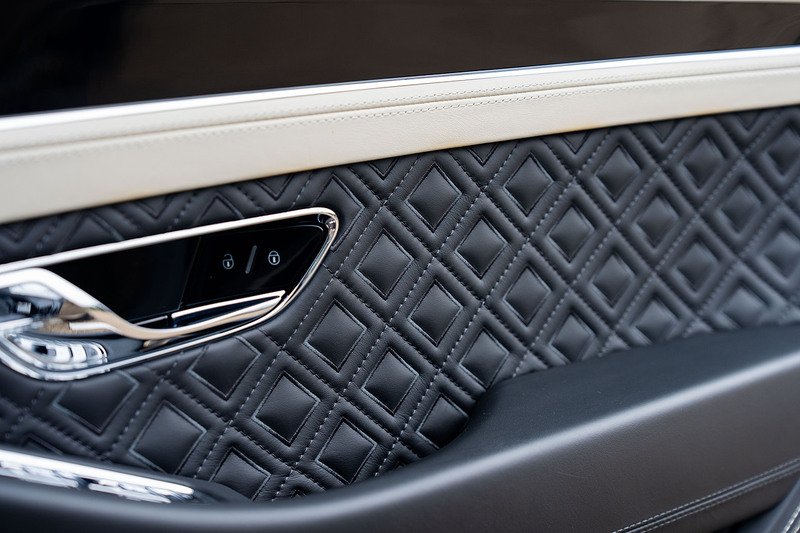 Bentley Continental W12 GT - Large 15