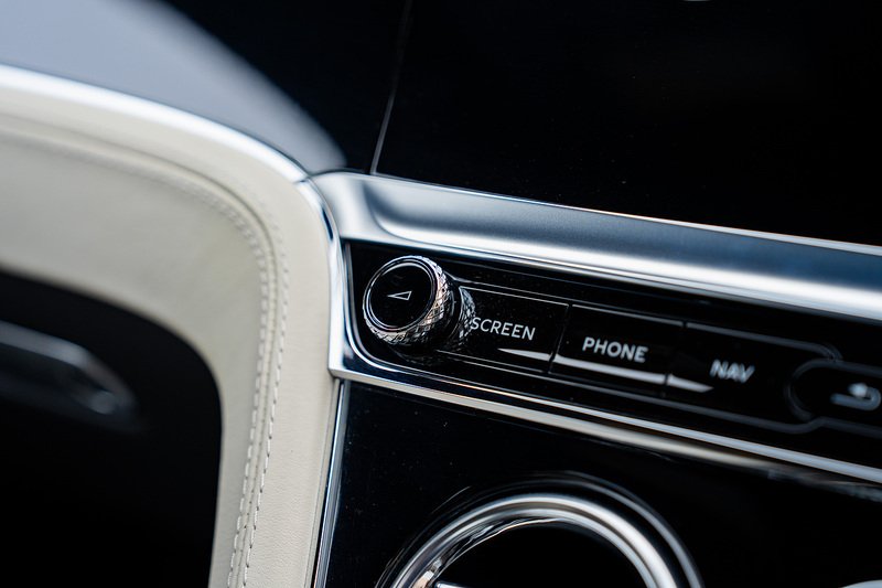 Bentley Continental W12 GT - Large 60