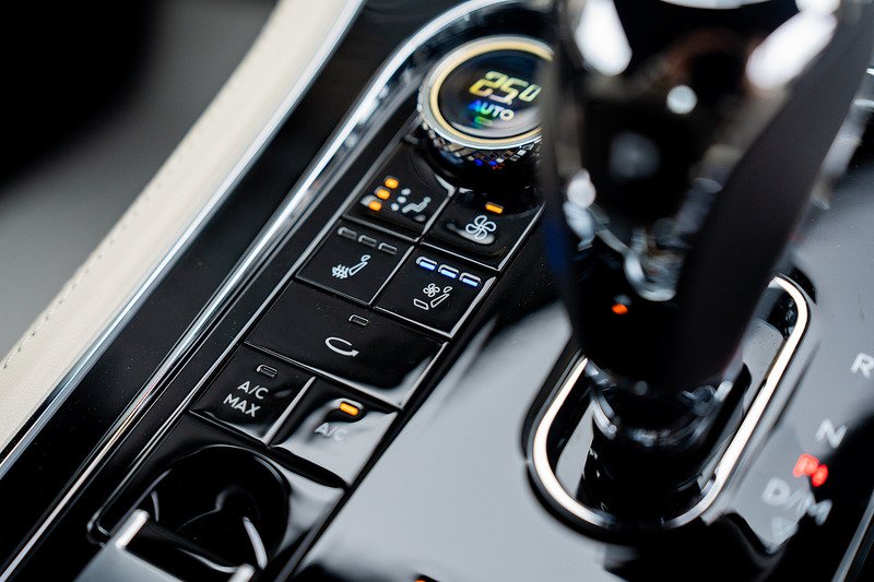 Bentley Continental W12 GT - Large 14