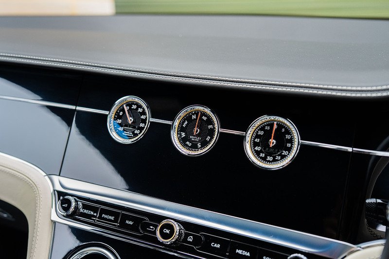 Bentley Continental W12 GT - Large 6