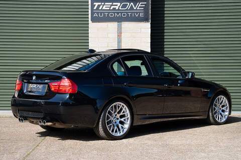BMW M3 iV8 - Large 1