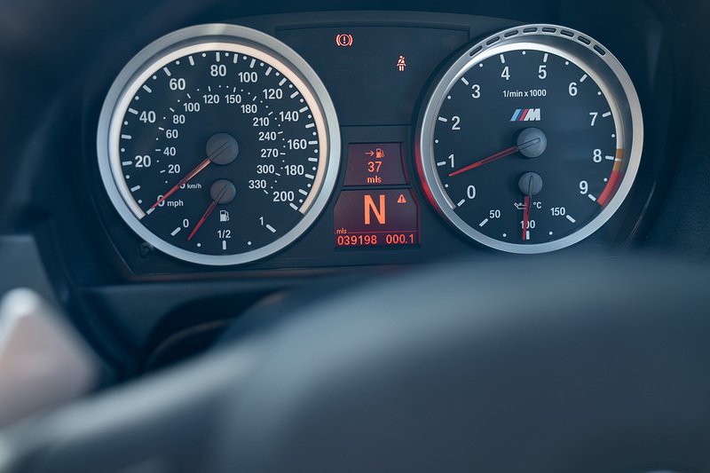 BMW M3 iV8 - Large 14