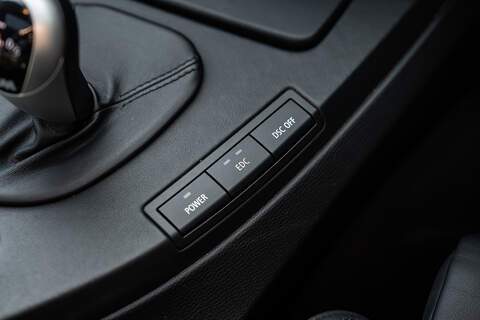 BMW M3 iV8 - Large 28
