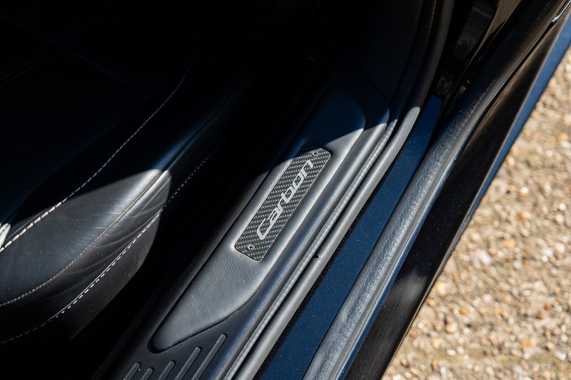 Aston Martin DBS V12 Carbon Black - Large 5