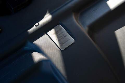 Aston Martin DBS V12 Carbon Black - Large 58
