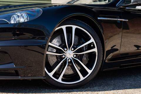 Aston Martin DBS V12 Carbon Black - Large 6