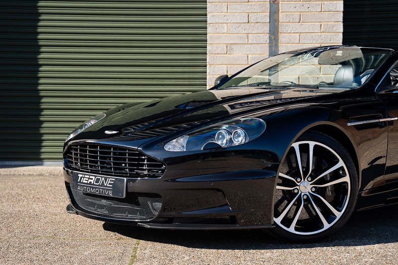 Aston Martin DBS V12 Carbon Black - Large 23