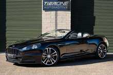 Aston Martin DBS V12 Carbon Black - U847