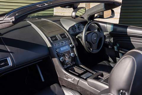 Aston Martin DBS V12 Carbon Black - Large 4
