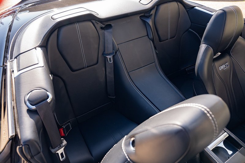 Aston Martin DBS V12 Carbon Black - Large 12