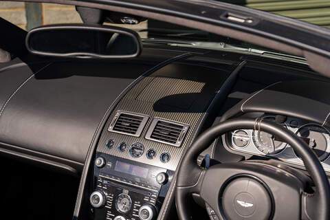 Aston Martin DBS V12 Carbon Black - Large 48