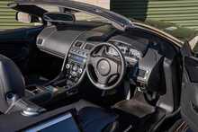 Aston Martin DBS V12 Carbon Black - U847