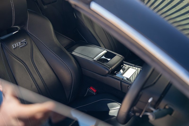 Aston Martin DBS V12 Carbon Black - Large 34