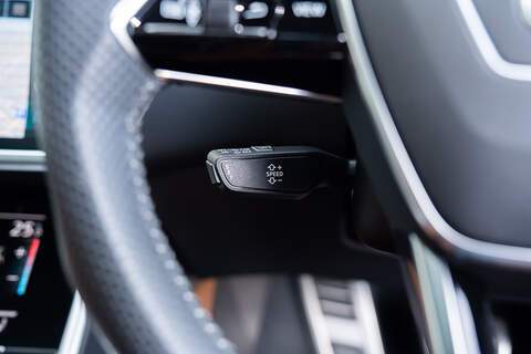 Audi RS6 Avant TFSI V8 - Large 47