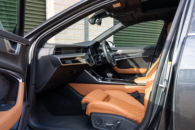 Audi RS6 Avant TFSI V8 - Large 3