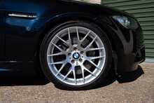 BMW M3 iV8 - U850