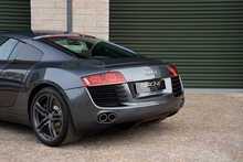 Audi R8 FSI V8 - U853