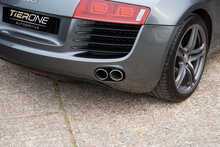 Audi R8 FSI V8 - U853