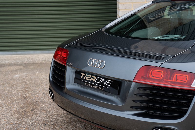 Audi R8 FSI V8 - Large 40
