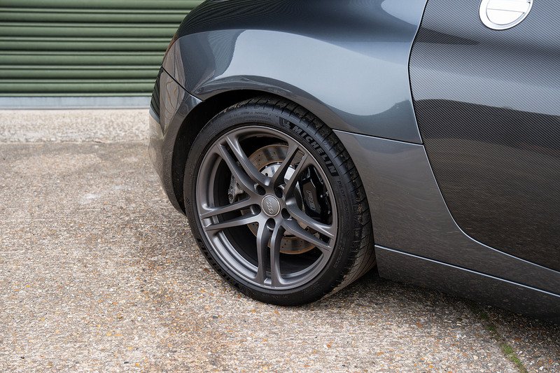 Audi R8 FSI V8 - Large 20
