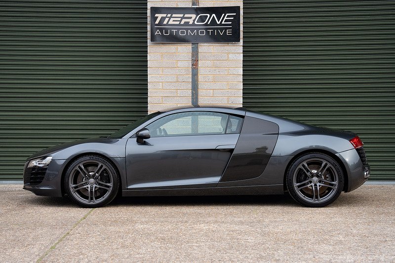 Audi R8 FSI V8 - Large 9