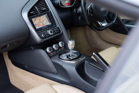 Audi R8 FSI V8 - Large 43