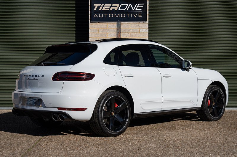 Porsche Macan T V6 Turbo - Large 1