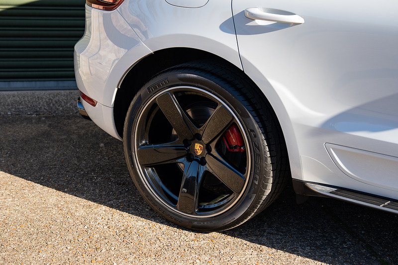 Porsche Macan T V6 Turbo - Large 29