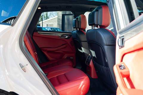 Porsche Macan T V6 Turbo - Large 40