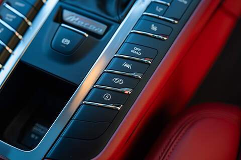 Porsche Macan T V6 Turbo - Large 21