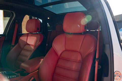 Porsche Macan T V6 Turbo - Large 12