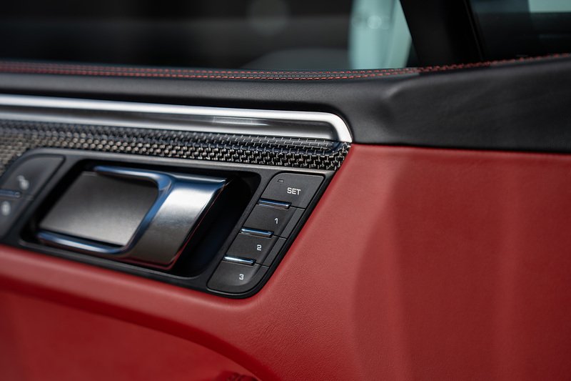 Porsche Macan T V6 Turbo - Large 39