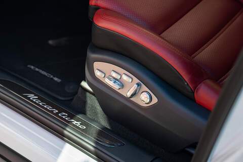 Porsche Macan T V6 Turbo - Large 45