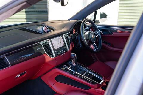 Porsche Macan T V6 Turbo - Large 18