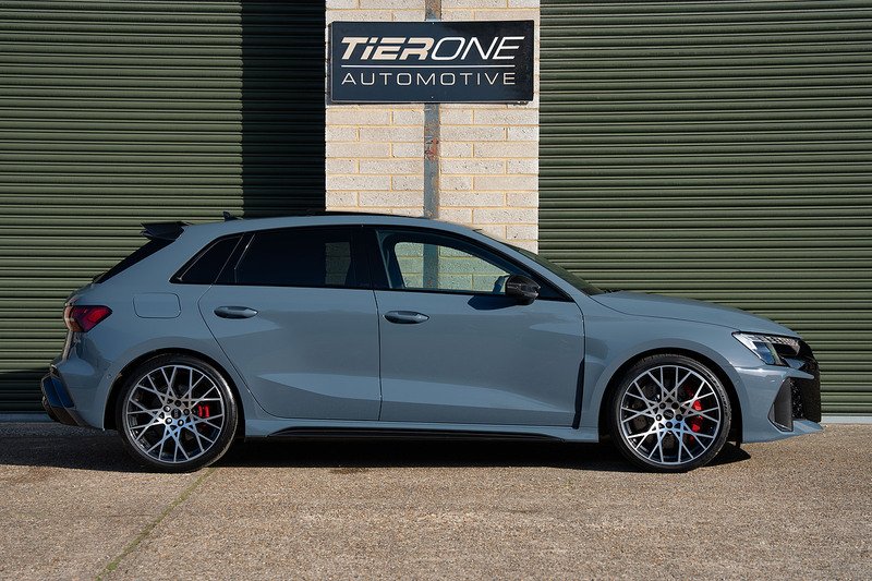Audi RS3 TFSI Carbon Vorsprung - Large 2