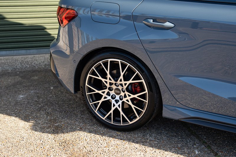 Audi RS3 TFSI Carbon Vorsprung - Large 19