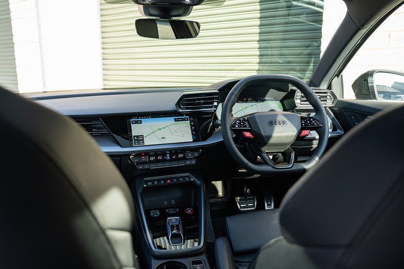 Audi RS3 TFSI Carbon Vorsprung - Large 4