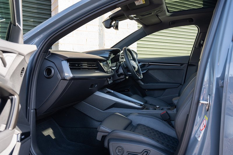 Audi RS3 TFSI Carbon Vorsprung - Large 3