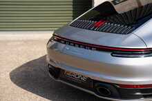 Porsche 911 T 992 Carrera 4S - U866