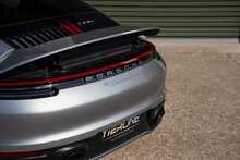 Porsche 911 T 992 Carrera 4S - U866