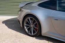 Porsche 911 T 992 Carrera 4S - U866