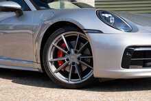 Porsche 911 T 992 Carrera 4S - U866