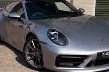 Porsche 911 T 992 Carrera 4S - U866