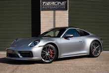 Porsche 911 T 992 Carrera 4S - U866