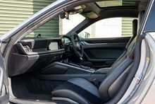 Porsche 911 T 992 Carrera 4S - U866