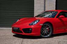 Porsche Cayman 981 S - U878