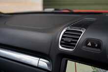 Porsche Cayman 981 S - U878