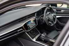 Audi S6 Avant TDI V6 Black Edition - U880
