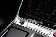 Audi S6 Avant TDI V6 Black Edition - U880