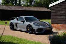 Porsche 718 Cayman GT4 RS - U889